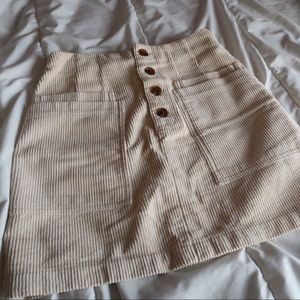 Forever 21 cream corduroy skirt with pockets